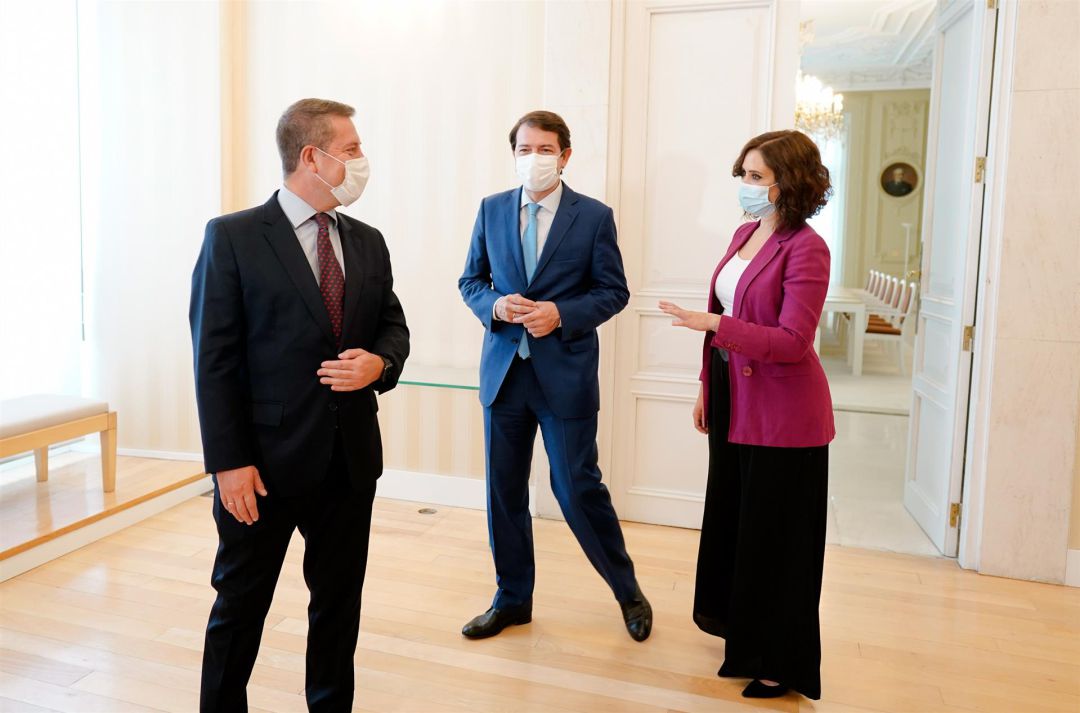 Los presidentes de las tres comunidades autónomas en un encuentro anterior Los presidentes de las tres comunidades autónomas en un encuentro anterior