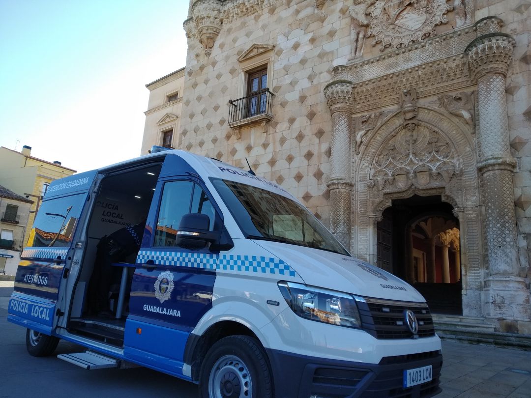 Furgón atestados Policía Local Guadalajara Furgón atestados Policía Local Guadalajara