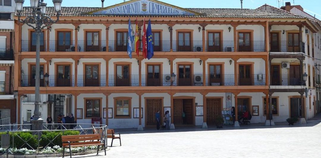 Imagen de archivo de la fachada del ayuntamiento de Ciempozuelos. Imagen de archivo de la fachada del ayuntamiento de Ciempozuelos.