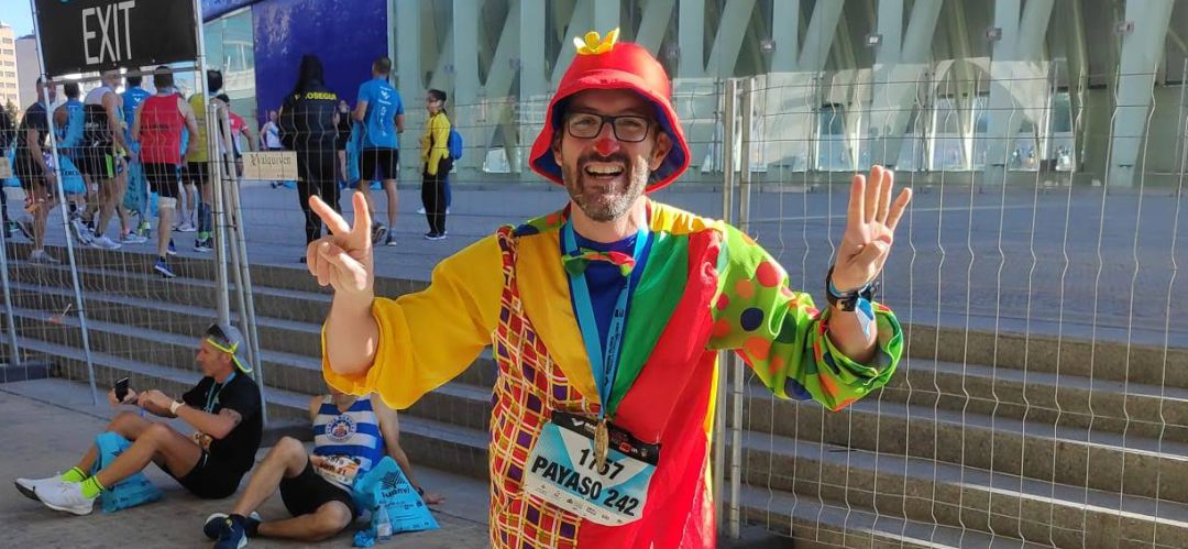 El valdemoreño ha entrado en el Guinness de los Récords y ya piensa en batir otra marca en Media Maratón El valdemoreño ha entrado en el Guinness de los Récords y ya piensa en batir otra marca en Media Maratón