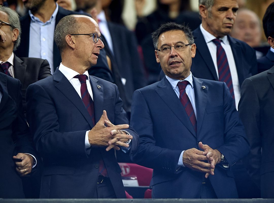 Cardoner i Bartomeu, a la llotja del Camp Nou. Cardoner i Bartomeu, a la llotja del Camp Nou.