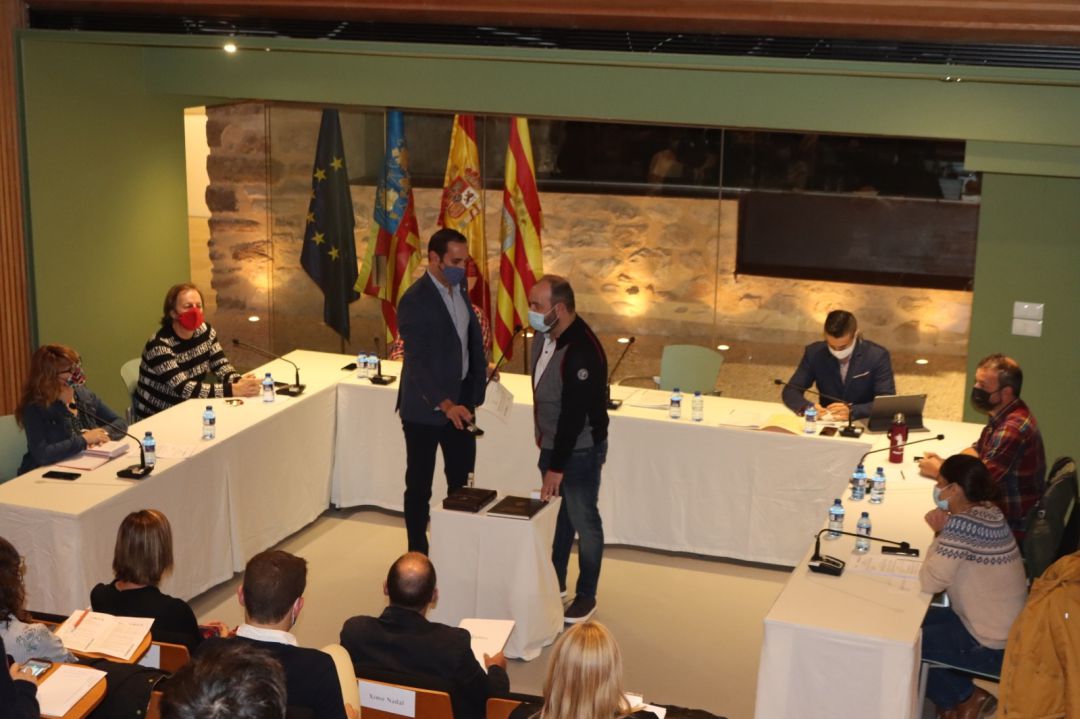 Toma de posesión de Juan Carlos Mut como concejal del ayuntamiento de Benissa. Toma de posesión de Juan Carlos Mut como concejal del ayuntamiento de Benissa.