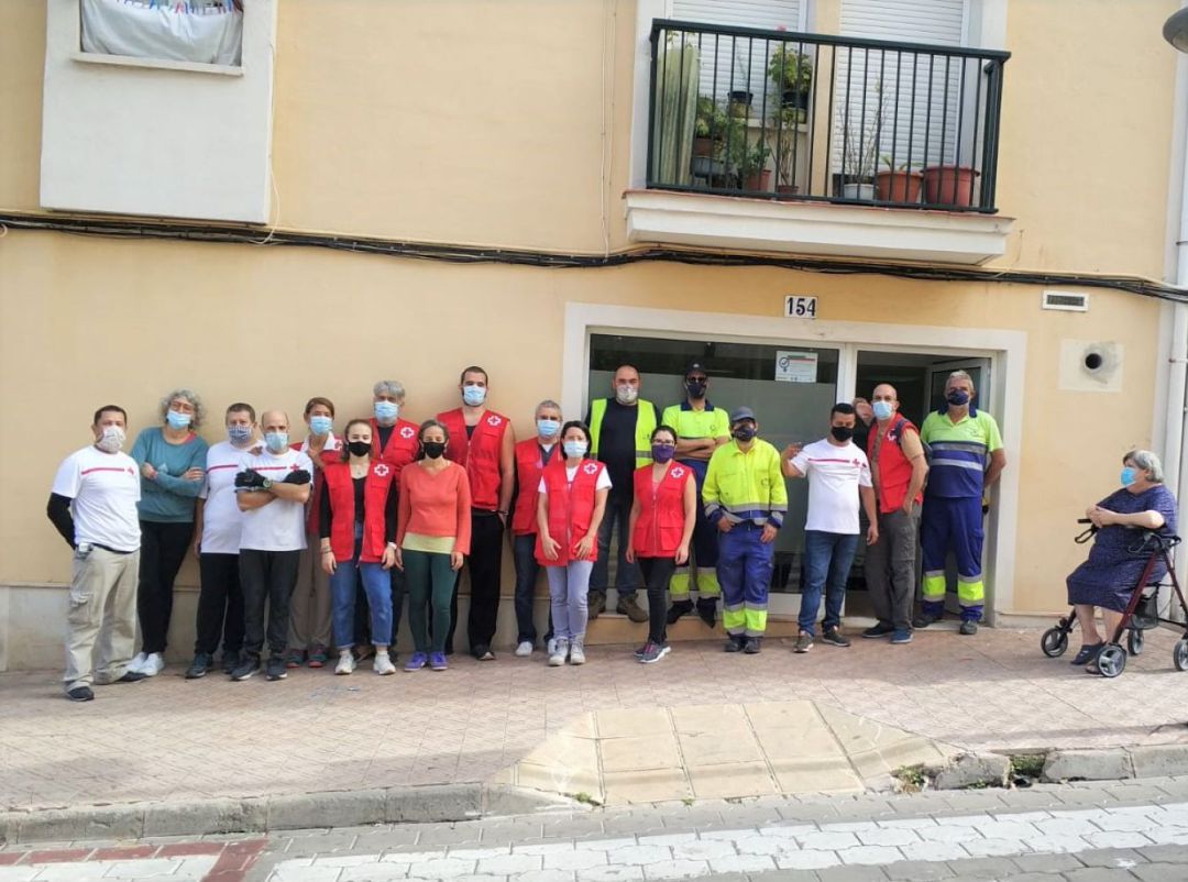 El Banc d'Aliments que gestiona Creu Roja a Maó ajuda ja a 600 famílies de Llevant. El Banc d'Aliments que gestiona Creu Roja a Maó ajuda ja a 600 famílies de Llevant.