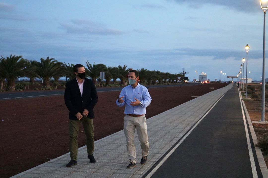 Noda destaca que “el nuevo trazado conectará con el carril bici del Parque Atlántico para favorecer el recreo y la apuesta municipal por la movilidad no contaminante”. Noda destaca que “el nuevo trazado conectará con el carril bici del Parque Atlántico para favorecer el recreo y la apuesta municipal por la movilidad no contaminante”.
