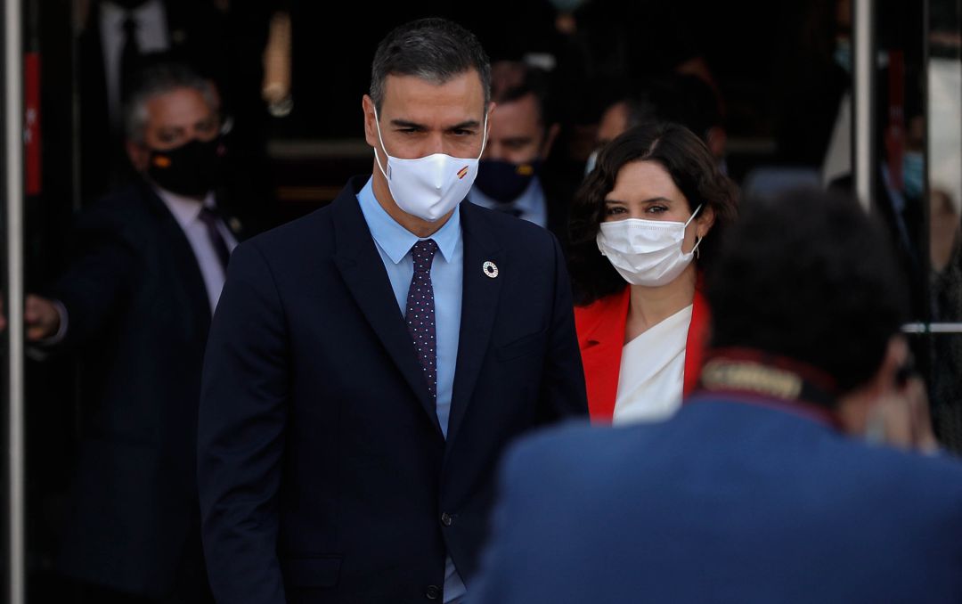 El presidente del Gobierno, Pedro Sánchez, y la presidenta de la Comunidad de Madrid, Isabel Díaz Ayuso El presidente del Gobierno, Pedro Sánchez, y la presidenta de la Comunidad de Madrid, Isabel Díaz Ayuso