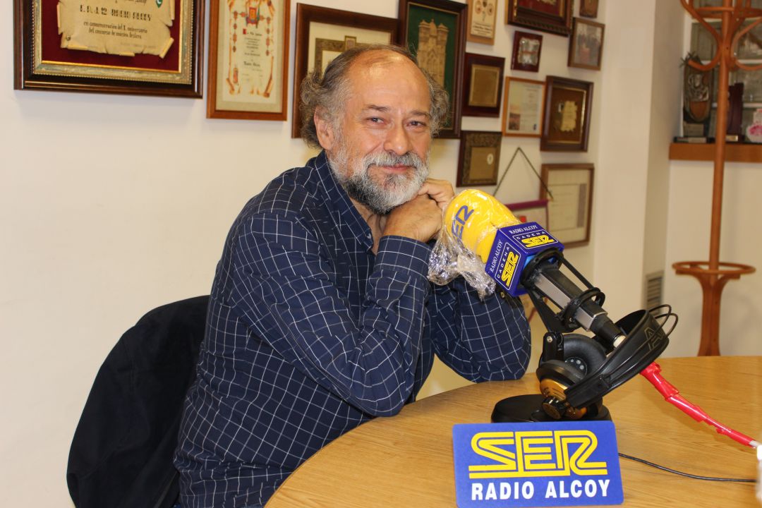 El neurólogo en el Hospital Virgen de los Lirios en Radio Alcoy El neurólogo en el Hospital Virgen de los Lirios en Radio Alcoy
