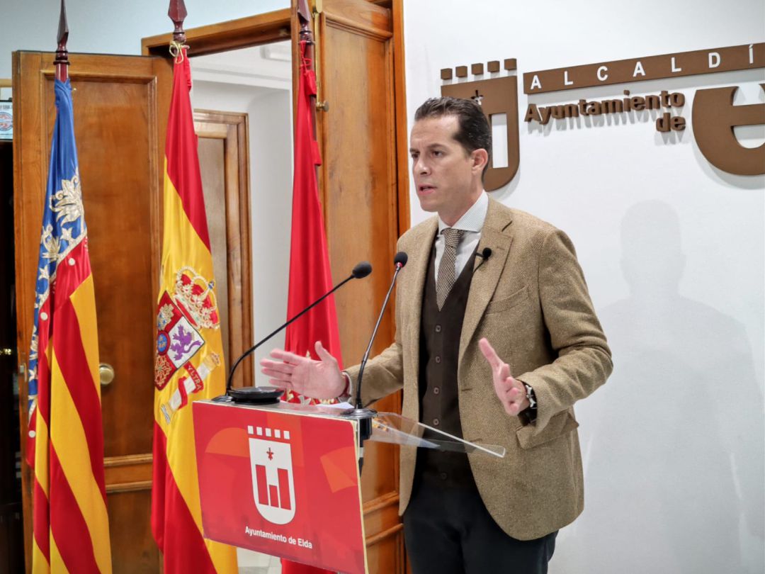 Rubén Alfaro, alcalde de Elda Rubén Alfaro, alcalde de Elda