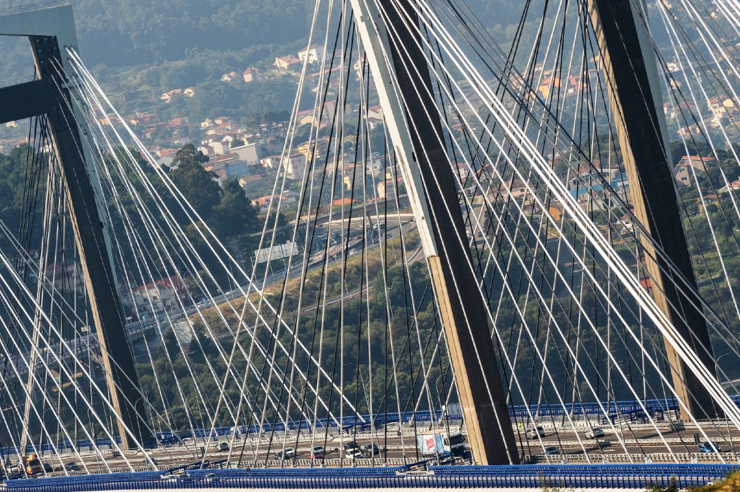 Puente de Rande, en Vigo. Puente de Rande, en Vigo.