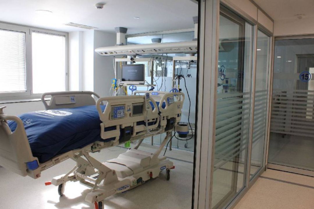 Puesto de UCI del Hospital de Segovia Puesto de UCI del Hospital de Segovia