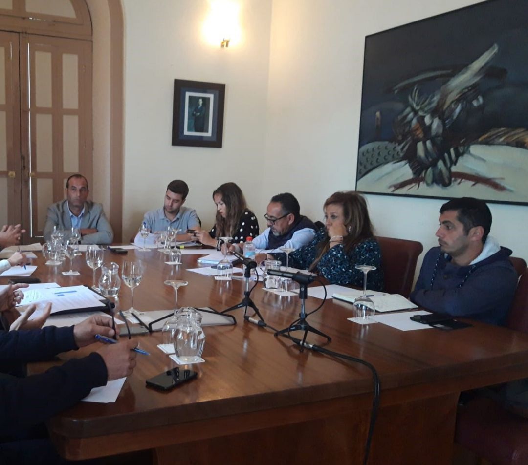 Concejales de CC en uno de los plenos del Ayuntamiento de Haría. Concejales de CC en uno de los plenos del Ayuntamiento de Haría.