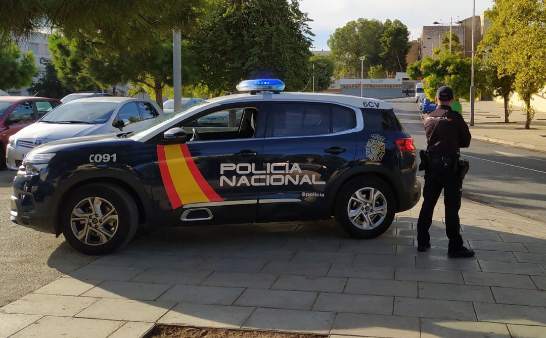 Control de la Policía Nacional Control de la Policía Nacional
