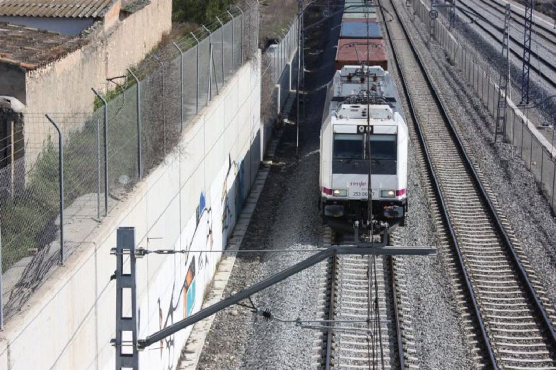 Tren Algeciras-Bobadilla. Tren Algeciras-Bobadilla.