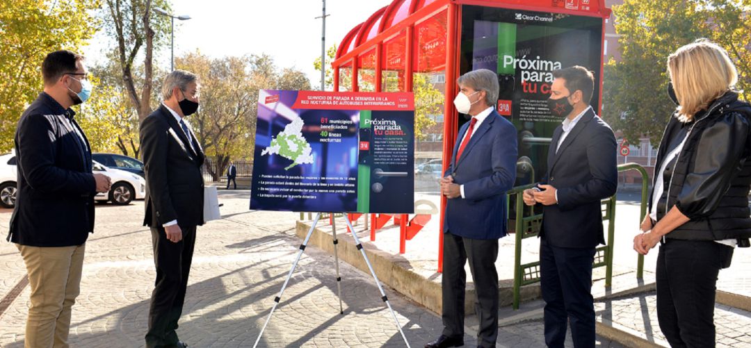 La Comunidad de Madrid ha presentado en Valdemoro la extensión de las paradas a demanda a toda la región La Comunidad de Madrid ha presentado en Valdemoro la extensión de las paradas a demanda a toda la región