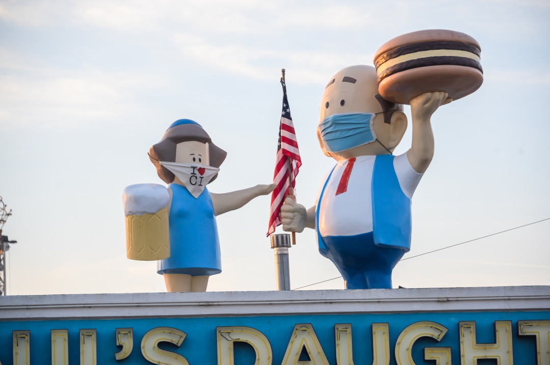 Fachada del restaurante Paul’s Daughter en Coney Island Fachada del restaurante Paul’s Daughter en Coney Island