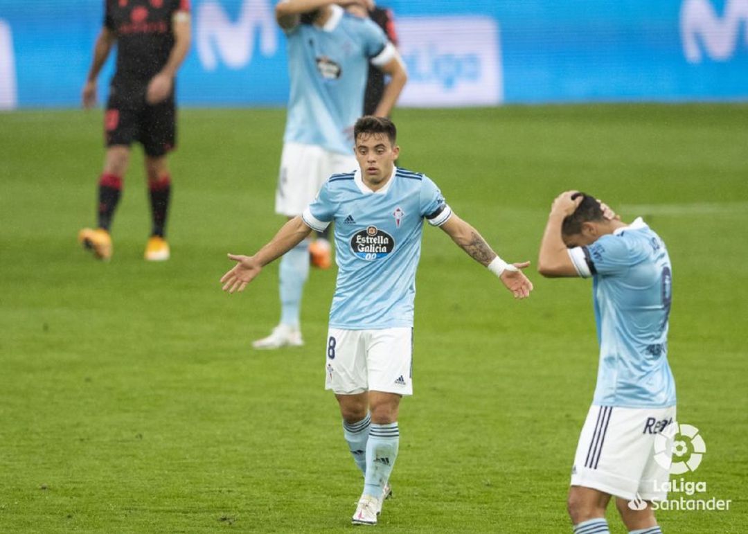 Fran Beltrán y Nolito se lamentan tras un gol de la Real Sociedad. Fran Beltrán y Nolito se lamentan tras un gol de la Real Sociedad.
