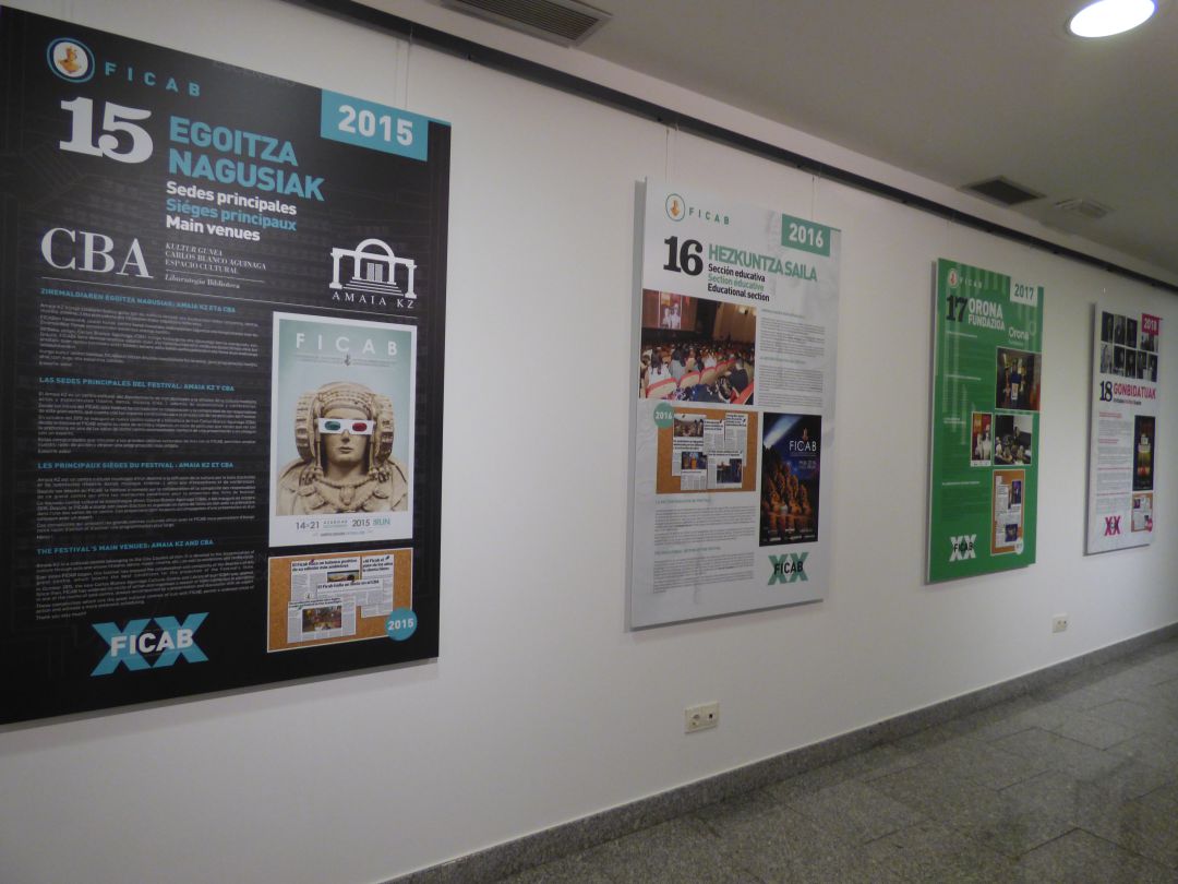 Exposición sobre los 20 años del FICAB que se puede ver en el Museo Oiasso. Exposición sobre los 20 años del FICAB que se puede ver en el Museo Oiasso.