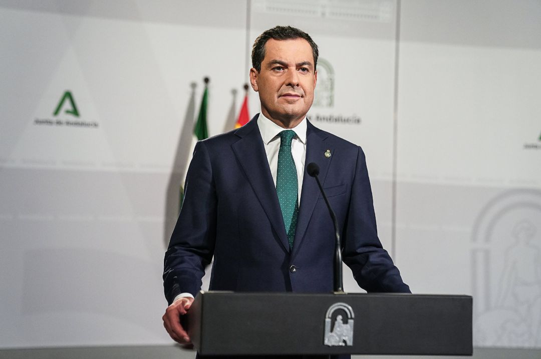 Comparecencia del presidente de la Junta de Andalucía, Juanma Moreno, para anunciar las nuevas medidas que aplicará la Junta de Andalucía en la lucha contra la pandemia. En el Palacio de San Telmo. Sevilla a 28 de octubre 2020 Comparecencia del presidente de la Junta de Andalucía, Juanma Moreno, para anunciar las nuevas medidas que aplicará la Junta de Andalucía en la lucha contra la pandemia. En el Palacio de San Telmo. Sevilla a 28 de octubre 2020