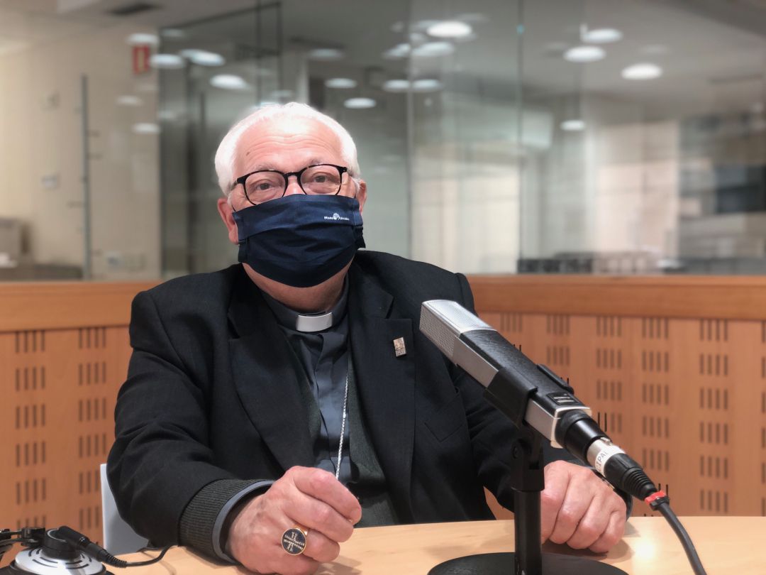 El bisbe de Girona, Francesc Pardo, als estudis de Ràdio Girona El bisbe de Girona, Francesc Pardo, als estudis de Ràdio Girona