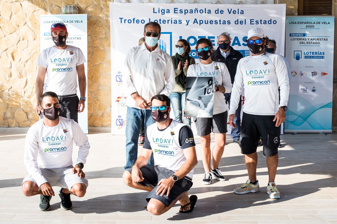 Tripulación del RCNA - Lodavi Canarias - Promicon. Tripulación del RCNA - Lodavi Canarias - Promicon.