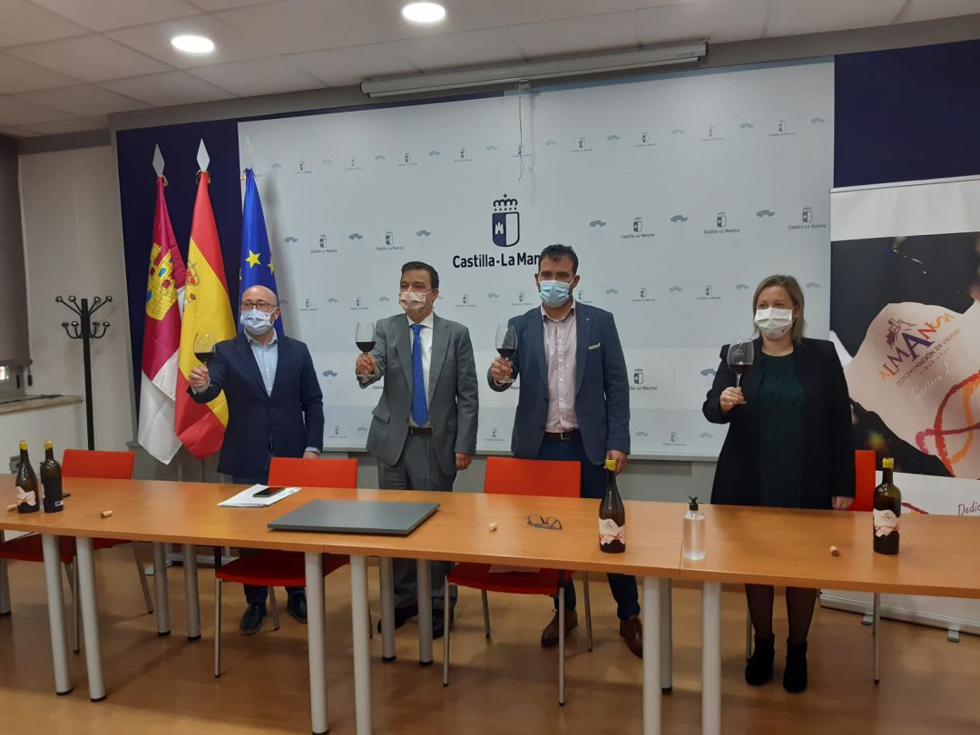 Presentación de la nueva etiqueta de la Denominación de Origen Almansa. Presentación de la nueva etiqueta de la Denominación de Origen Almansa.