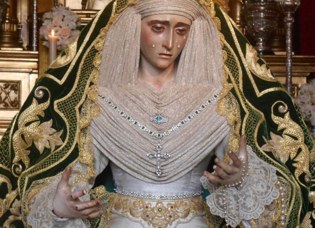 Nuestra Señora de la Esperanza Coronada Nuestra Señora de la Esperanza Coronada