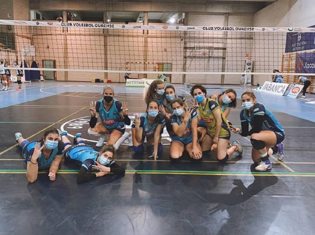 El Aceites Abril, intentará en O Pompeo seguir invictas en la quinta jornada de liga de la primera división nacional del voleibol femenino El Aceites Abril, intentará en O Pompeo seguir invictas en la quinta jornada de liga de la primera división nacional del voleibol femenino