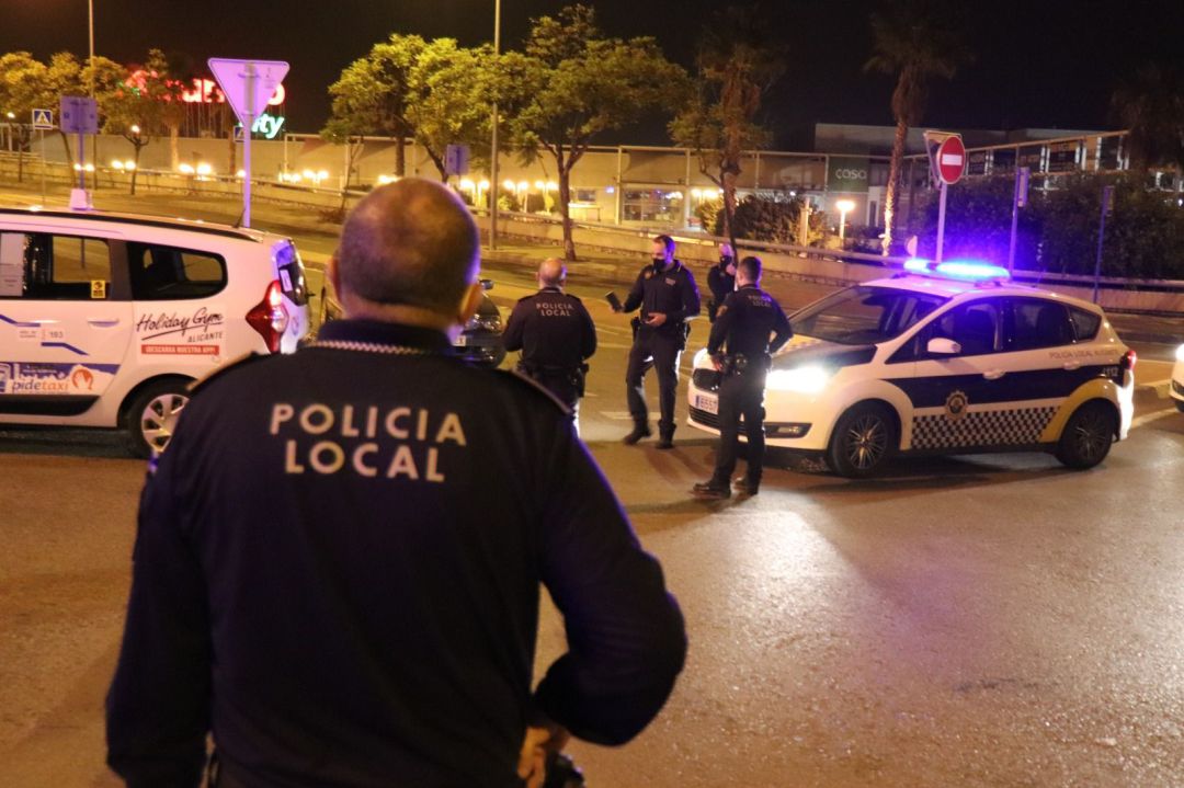 Control de la Policía Local de Alicante Control de la Policía Local de Alicante