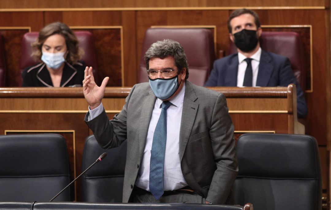 El ministro de Seguridad Social y Migraciones, José Luis Escrivá, interviene en una nueva sesión de control al Gobierno en el Congreso de los Diputados, en Madrid, (España), a 30 de septiembre de 2020. El ministro de Seguridad Social y Migraciones, José Luis Escrivá, interviene en una nueva sesión de control al Gobierno en el Congreso de los Diputados, en Madrid, (España), a 30 de septiembre de 2020.