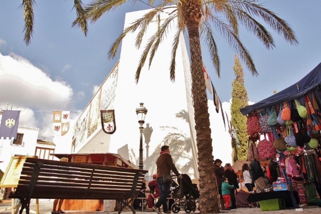 Mercado de Navidad de Calp. Imagen de archivo Mercado de Navidad de Calp. Imagen de archivo