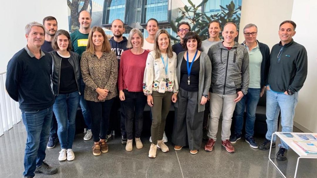 Equipo de investigación del grupo de Química Coloidal que lidera el proyecto SERSforSARS Equipo de investigación del grupo de Química Coloidal que lidera el proyecto SERSforSARS