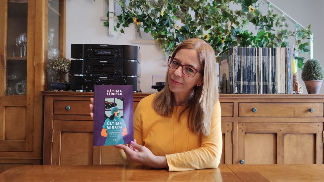 La enfermera y autora del libro, Fátima Trinidad La enfermera y autora del libro, Fátima Trinidad
