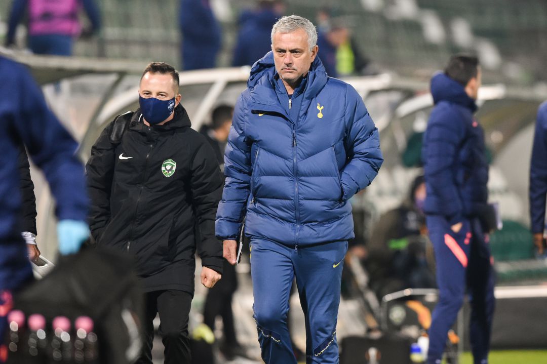 José Mourinho en uno de los encuentros con el Tottenham Hotspur José Mourinho en uno de los encuentros con el Tottenham Hotspur