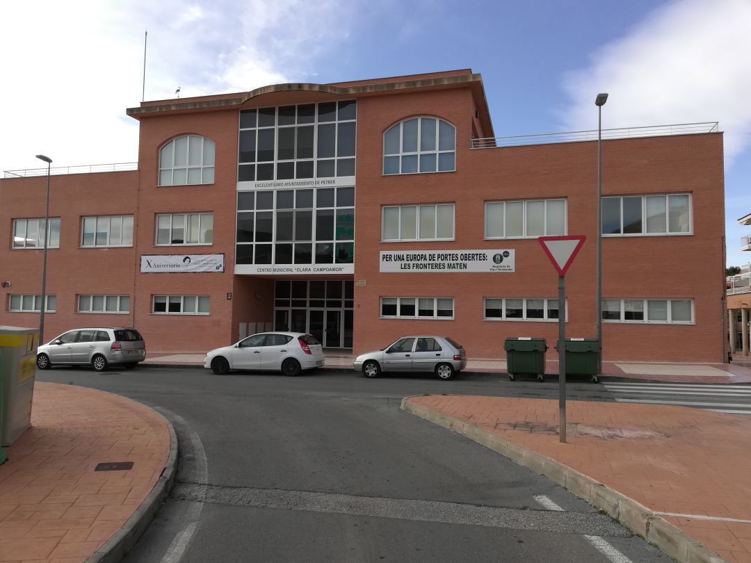 Centro municipal Clara Campoamor de Petrer Centro municipal Clara Campoamor de Petrer