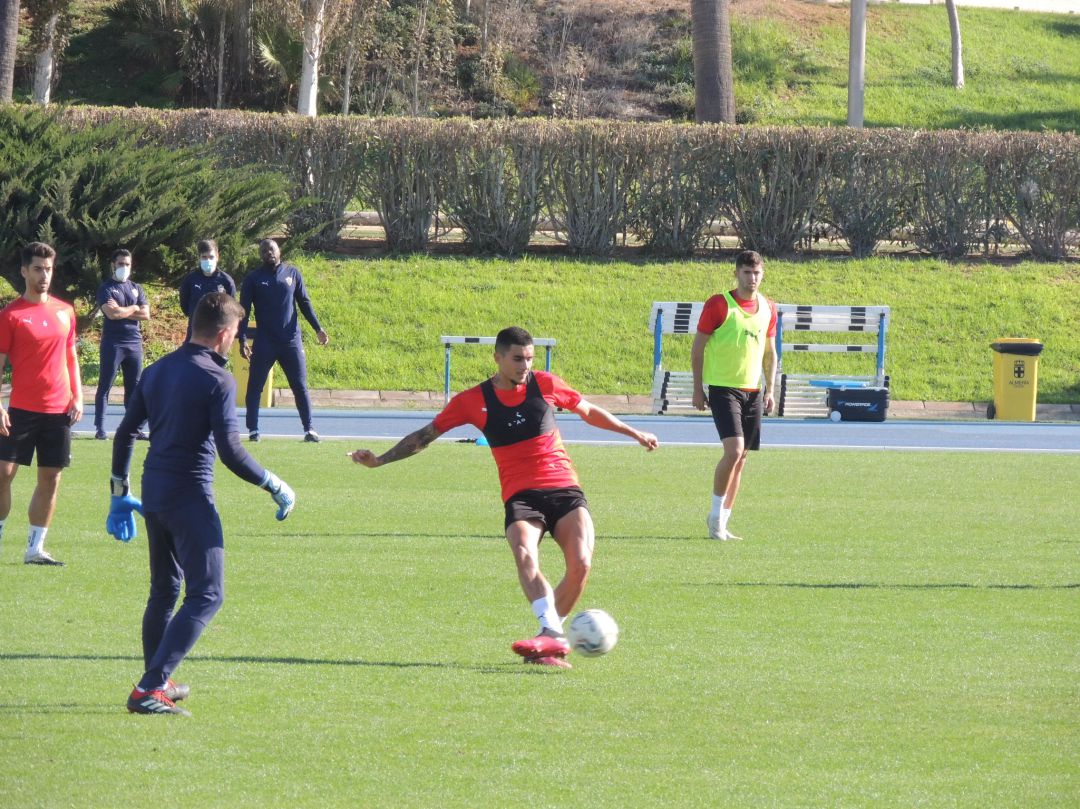 Chumi en el entrenamiento de este miércoles. Chumi en el entrenamiento de este miércoles.