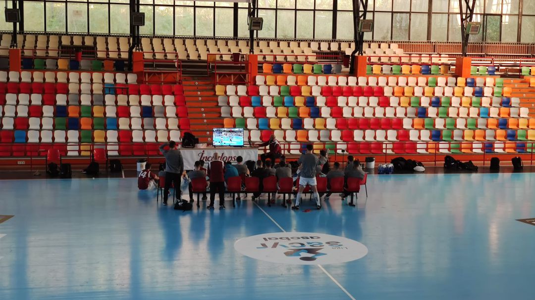 Sesión de vídeo del equipo en el Sargal Sesión de vídeo del equipo en el Sargal