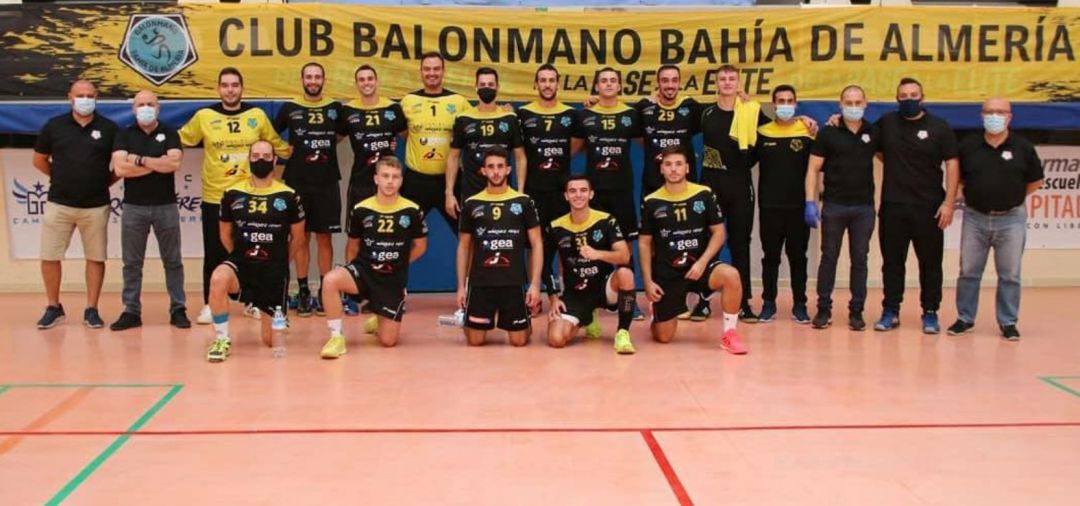 La primera plantilla del Bahía de Almería. La primera plantilla del Bahía de Almería.