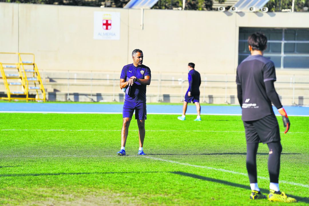 José Gomes en el entrenamiento rojiblanco. José Gomes en el entrenamiento rojiblanco.