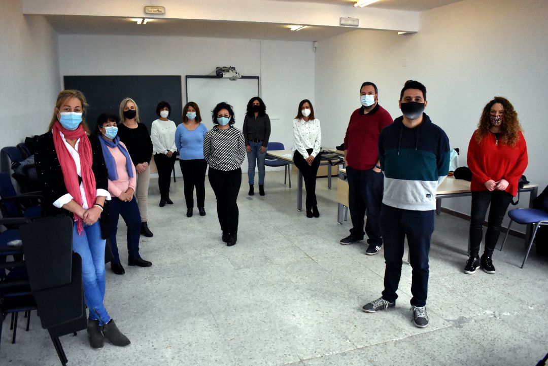 Equipo del proyecto “Promociones de Acciones Innovadoras Municipales del Vinalopó” Equipo del proyecto “Promociones de Acciones Innovadoras Municipales del Vinalopó”