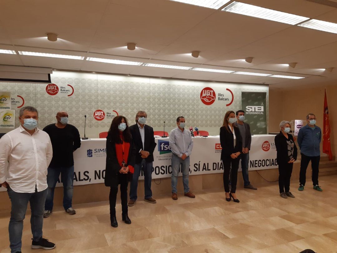 Representantes de los sindicatos en la Mesa Sectorial de los Empleados Públicos. Representantes de los sindicatos en la Mesa Sectorial de los Empleados Públicos.