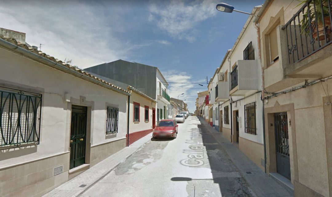 Calle Almendros, zona por donde se ha desarrollado la operación Calle Almendros, zona por donde se ha desarrollado la operación