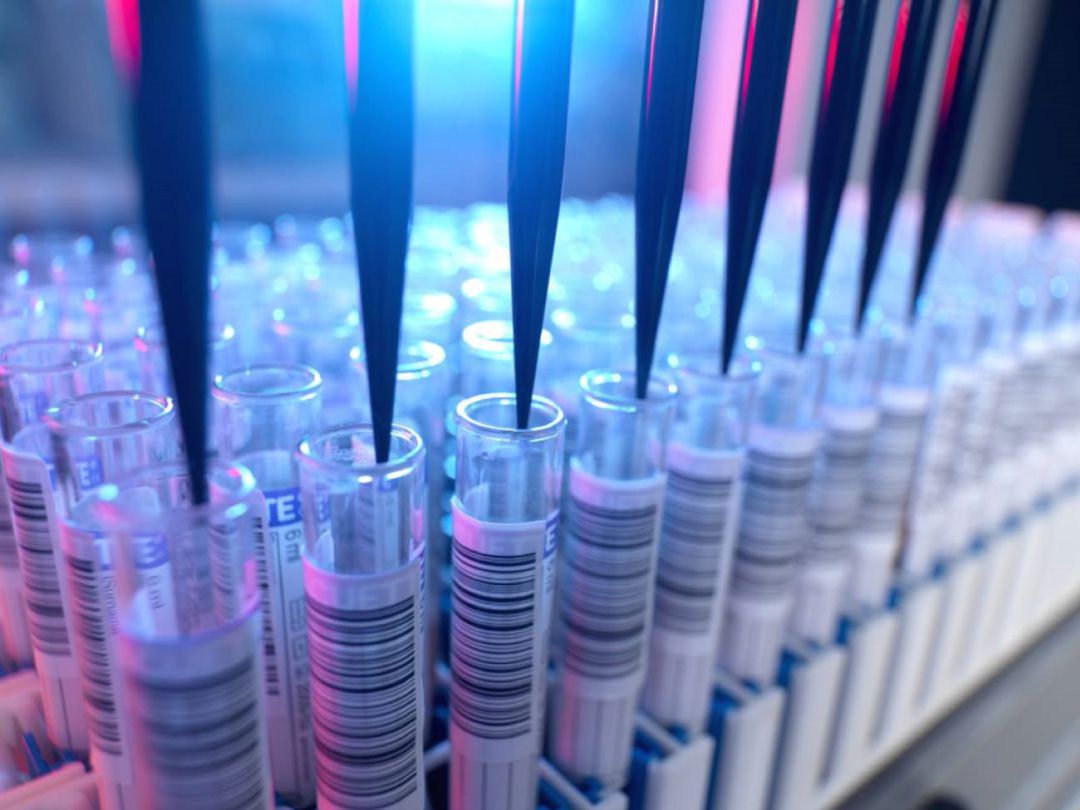 Investigadores del Hospital Universitario Rey Juan Carlos de Móstoles han publicado cuatro artículos este año sobre varios estudios acerca del virus del SIDA y la Hepatitis C. Investigadores del Hospital Universitario Rey Juan Carlos de Móstoles han publicado cuatro artículos este año sobre varios estudios acerca del virus del SIDA y la Hepatitis C.