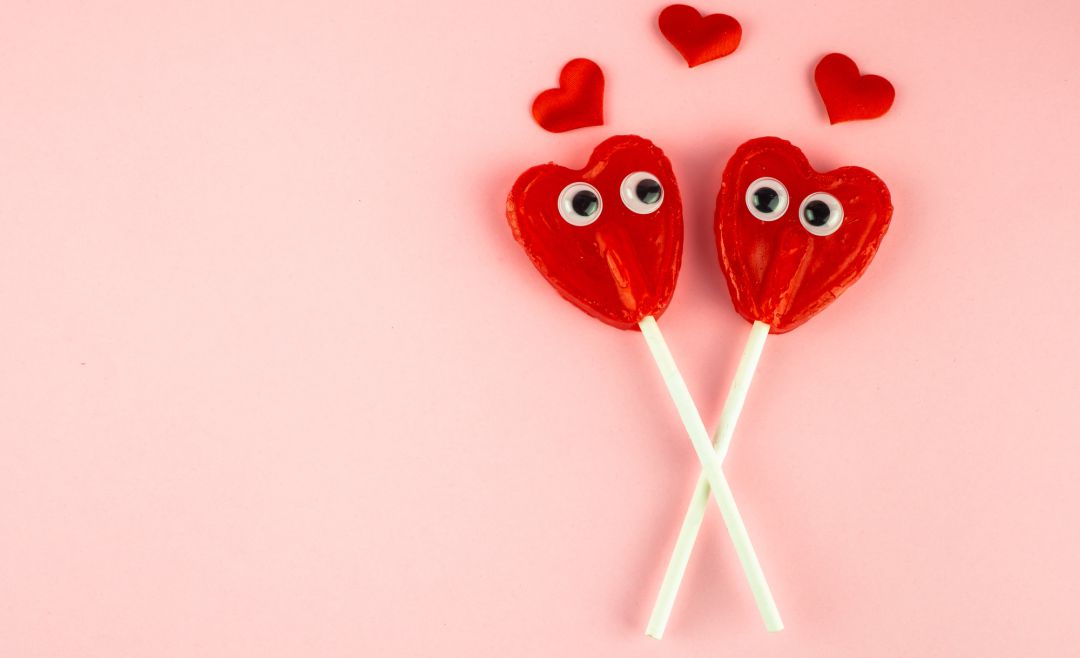 ¿Malos tiempos para el amor con el toque de queda? ¿Son más directas y más íntimas las citas en la pandemia porque la presión del límite de tiempo obliga a ello? ¿Malos tiempos para el amor con el toque de queda? ¿Son más directas y más íntimas las citas en la pandemia porque la presión del límite de tiempo obliga a ello?