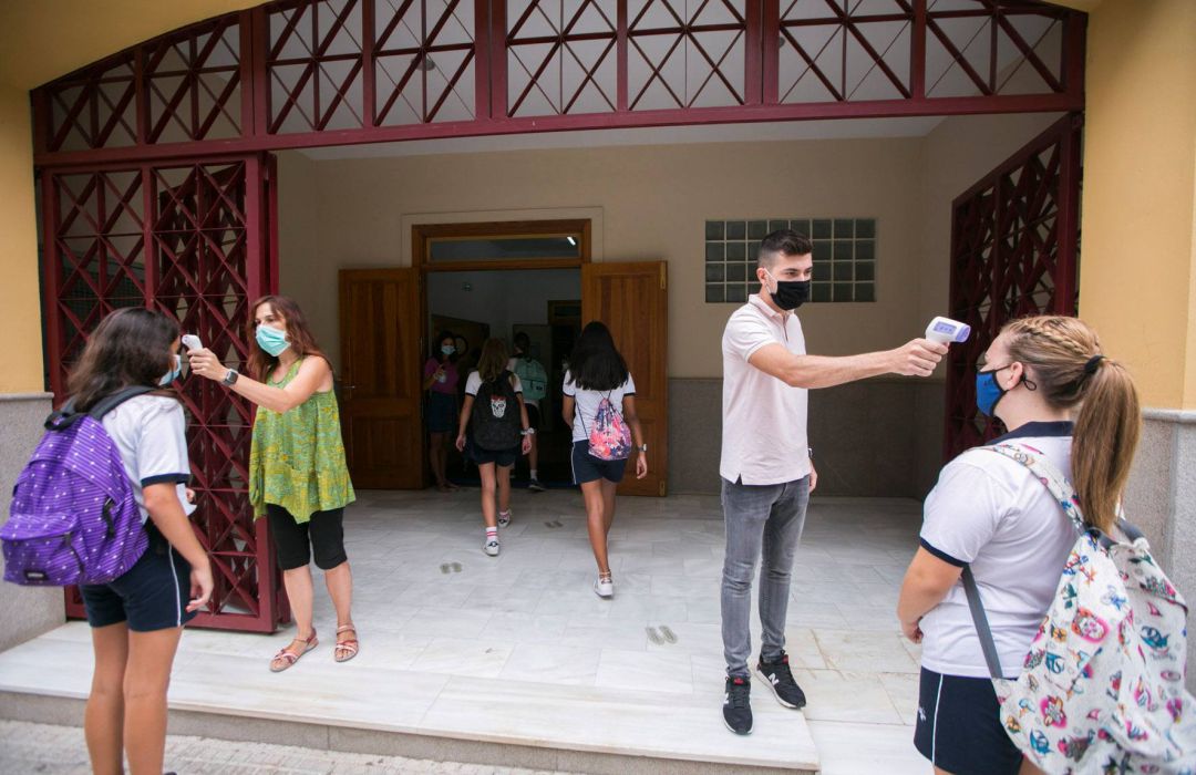 Vuelta a la normalidad de uno de los colegios concertados de Gandia Vuelta a la normalidad de uno de los colegios concertados de Gandia