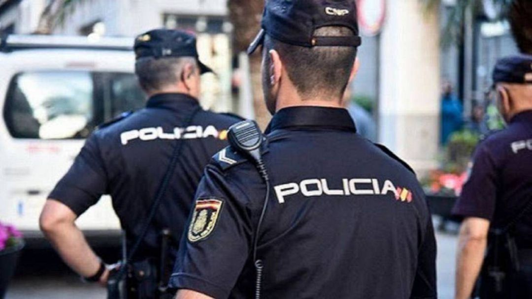 Imagen de archivo de agentes de la Policía Nacional Imagen de archivo de agentes de la Policía Nacional