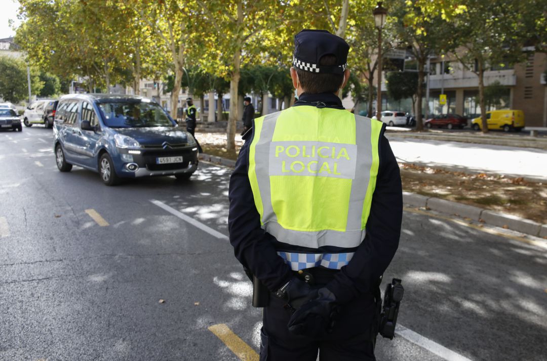 La Policía Local de Granada realiza controles de tráfico en los accesos de la ciudad La Policía Local de Granada realiza controles de tráfico en los accesos de la ciudad