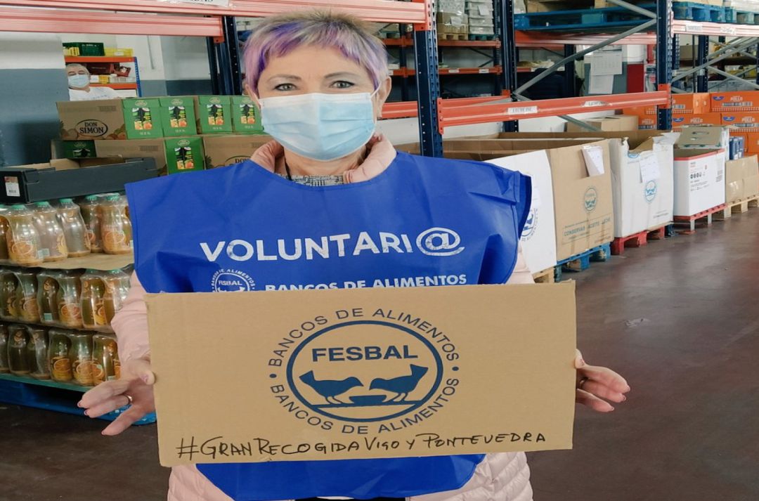 Voluntaria del Banco de Alimentos de Vigo Voluntaria del Banco de Alimentos de Vigo