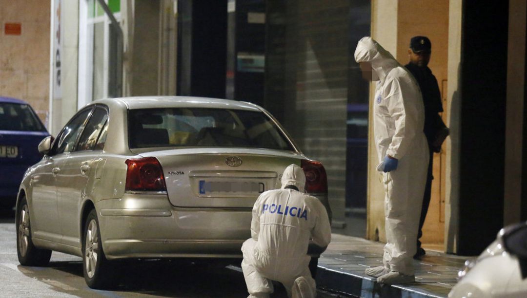 Investigación por agentes de la Policía Nacional de Elda tras la muerte del niño Investigación por agentes de la Policía Nacional de Elda tras la muerte del niño
