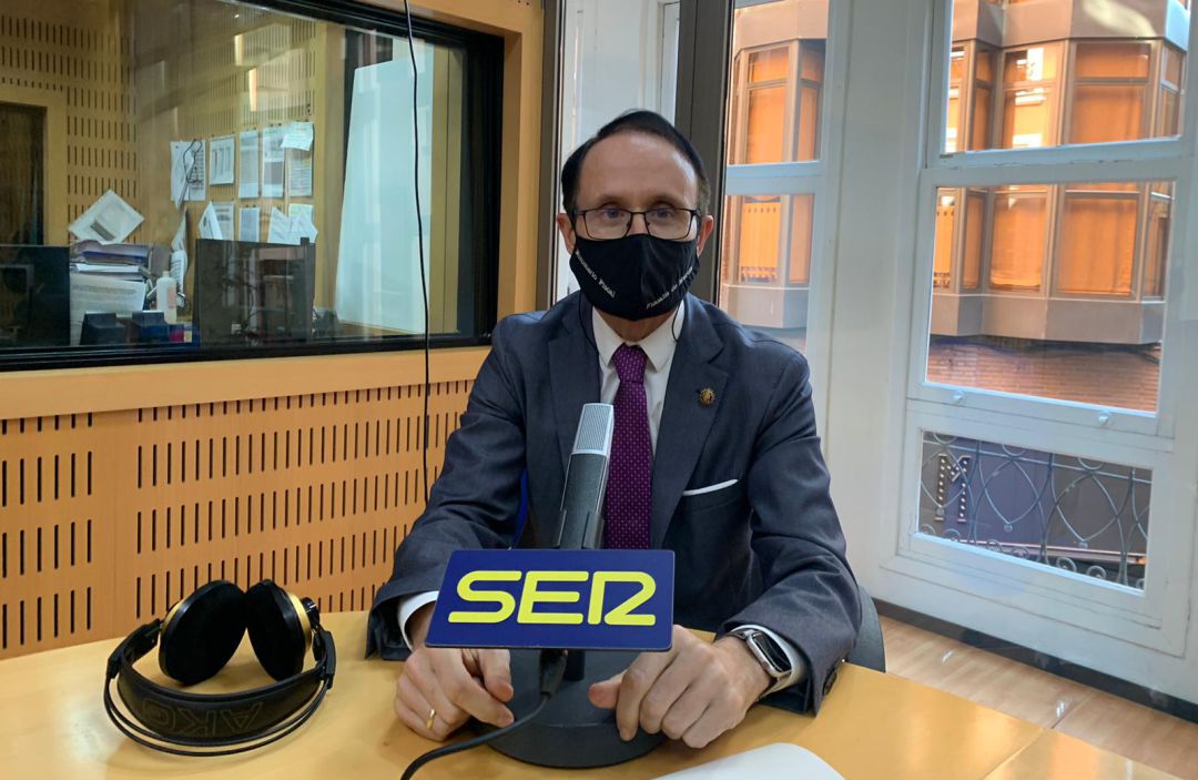 José Luis Díaz Manzanera, fiscal superior del TSJ Murcia, en los estudios de la SER José Luis Díaz Manzanera, fiscal superior del TSJ Murcia, en los estudios de la SER