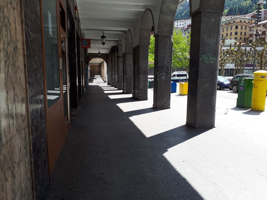El cierre de la hostelería es una de los factores que hacen que, especialmente a determinadas horas, haya menos gente en las calles El cierre de la hostelería es una de los factores que hacen que, especialmente a determinadas horas, haya menos gente en las calles