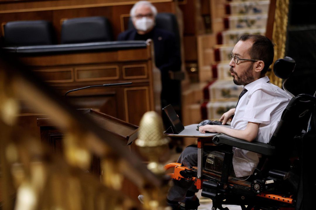 El portavoz de Unidas Podemos, Pablo Echenique durante su intervención en el Congreso durante el debate presupuestario El portavoz de Unidas Podemos, Pablo Echenique durante su intervención en el Congreso durante el debate presupuestario